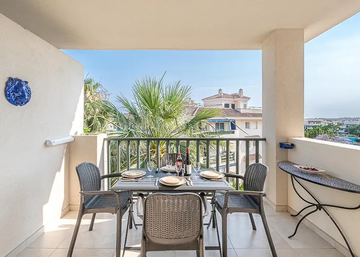 – Puerto Banus, Locrimar 3 * Marbella